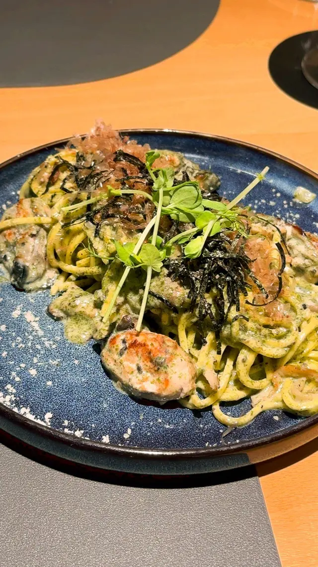 紫菜松露忌廉汁廣島蠔手工意粉