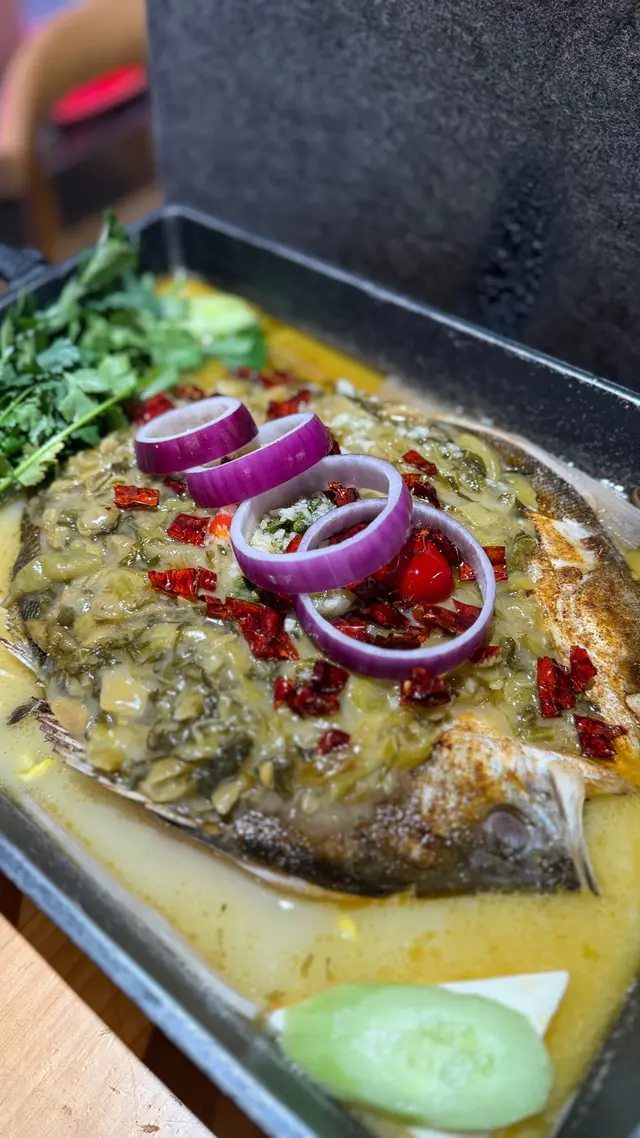 老壇酸菜豆花海鱸魚