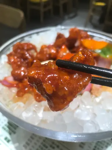 冰鎮蜜桃咕嚕肉