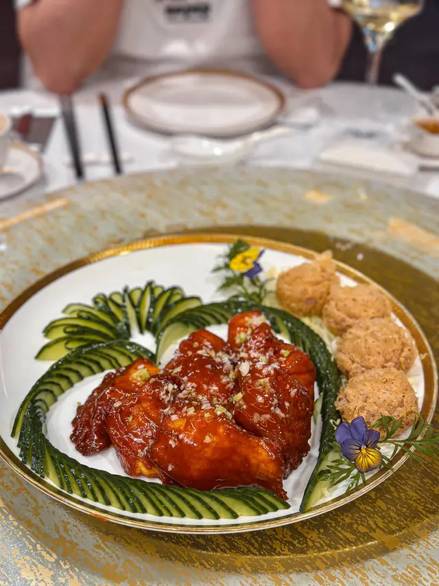 蜂巢乳香銀鱈魚