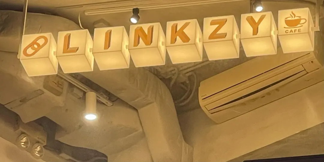 Linkzy Cafe