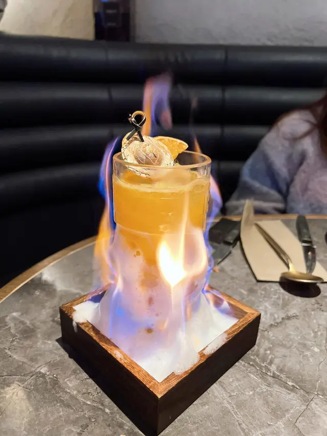 打卡又靚又好飲又有火焰🔥靚靚酒,的確好喜歡💕