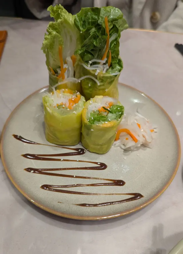 芒果牛油果鮮蝦米紙卷