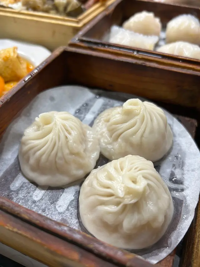 灌湯小籠包