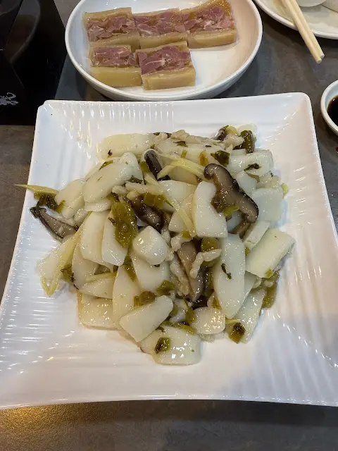 雪菜肉絲炒年糕