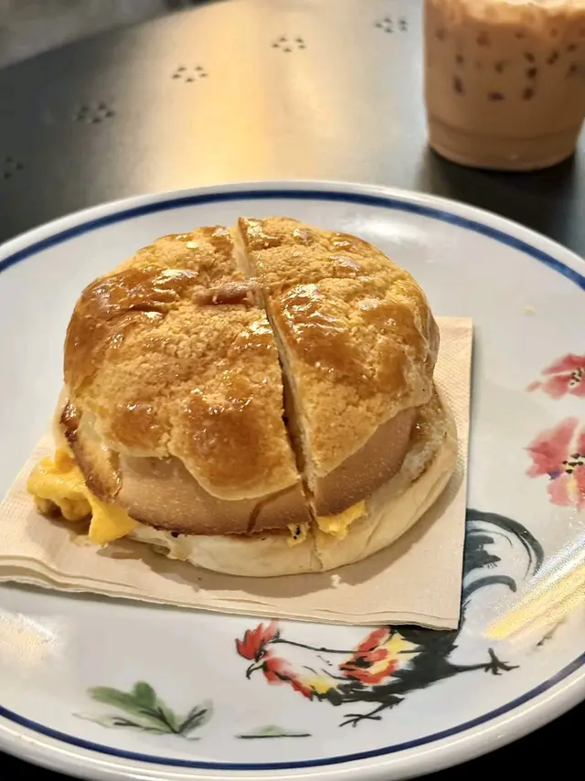 菠萝包
