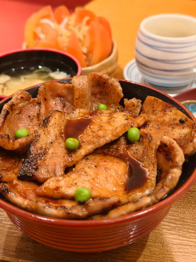 帶廣名物稀有豚肉丼定食