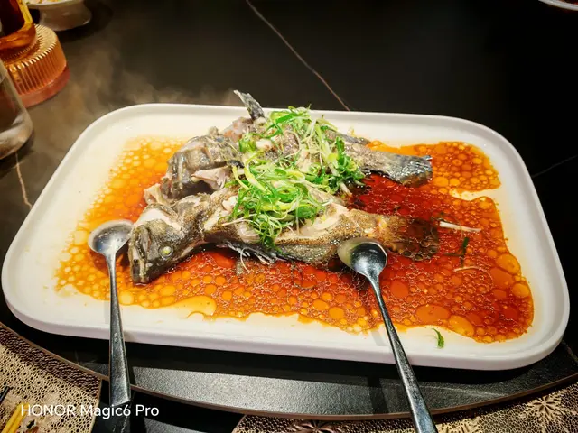 鮮蟲草花蒸蝴蝶花斑