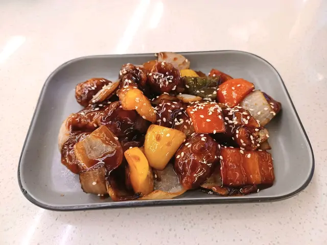 芝麻黑糖醋骨