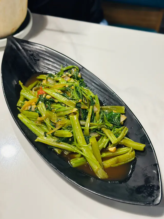 蝦醬炒通菜