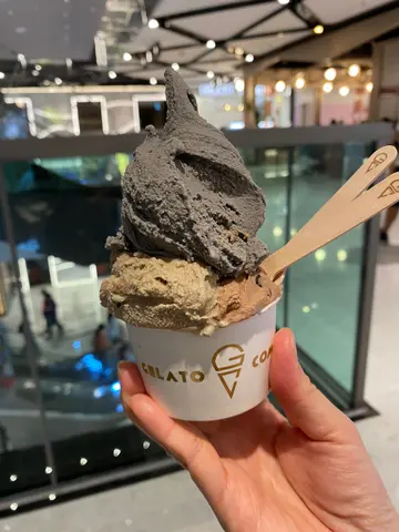 黑芝麻、开心果、朱古力