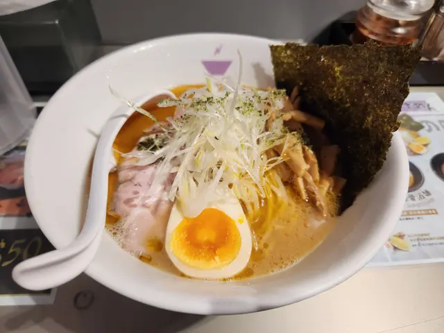 濃厚蟹🦀蝦🦐豚骨拉麵🍜