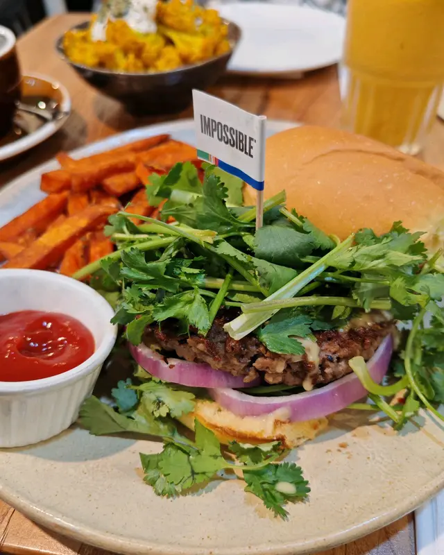 雙層芫茜不可能芝士漢堡