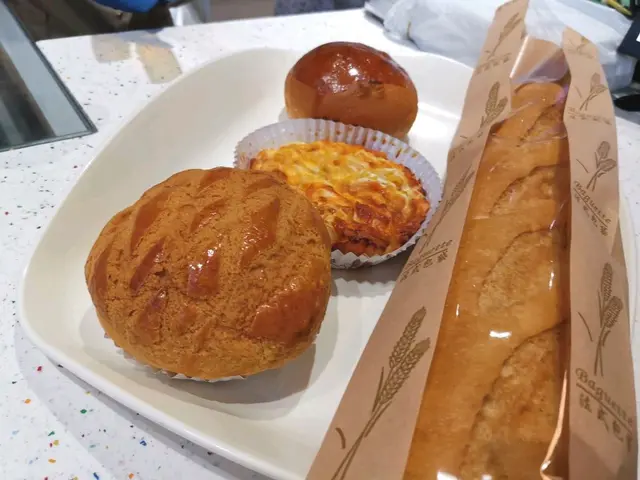 樂悠居買麵包及糖水