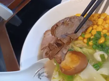 叉燒拉麵 + 凍荔枝紅茶