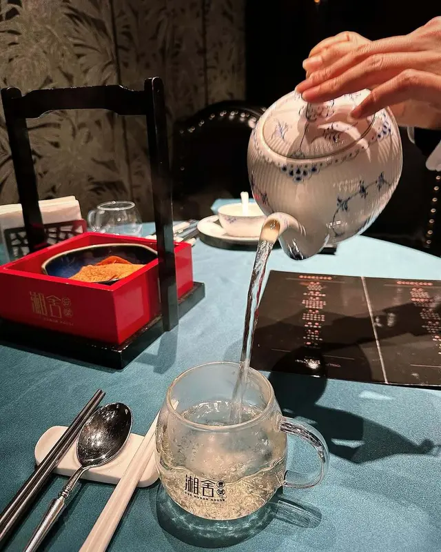 呢隻茶出面唔係間間有 🍵 茶味清新回甘，帶淡淡栗香。