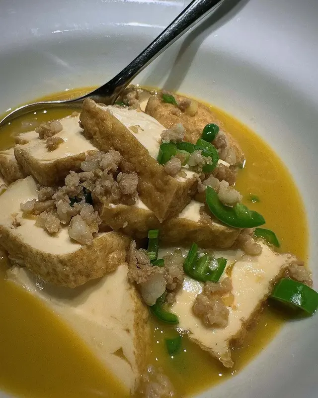 外皮微香,內裡滑嫩,吸晒肉碎高湯好入味!