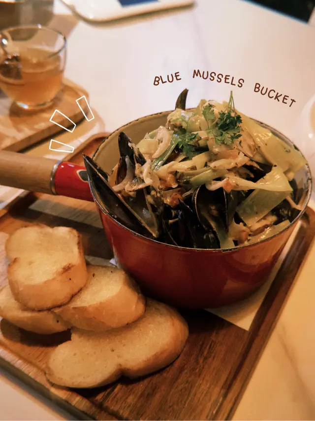 新鮮活藍青口伴意大利軟包