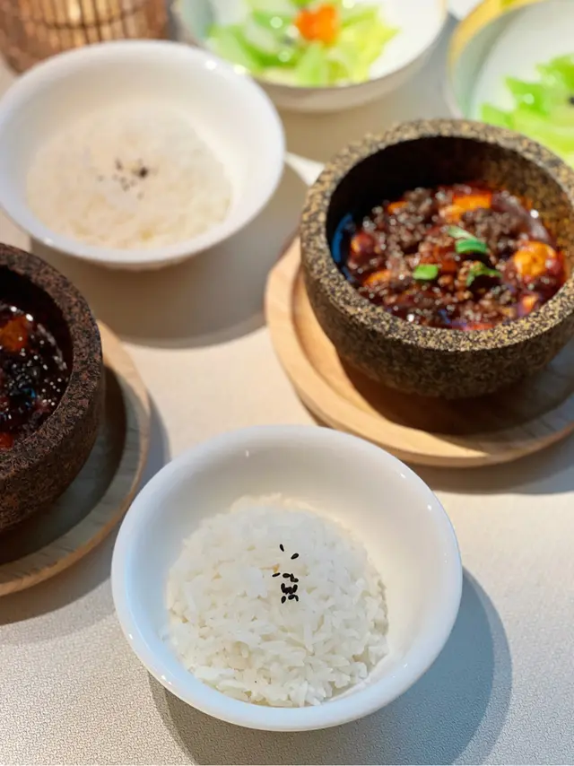 麻婆豆腐燒鮑魚(配米飯)