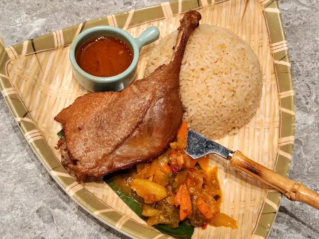 檳城紅茄參巴醬鴨腿油飯