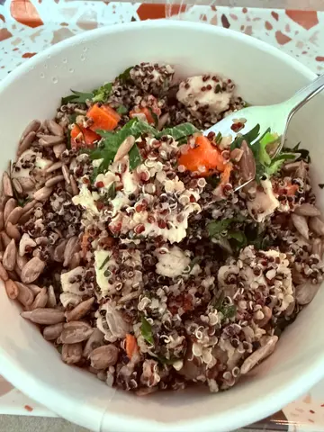 Chicken  quinoa  salad
