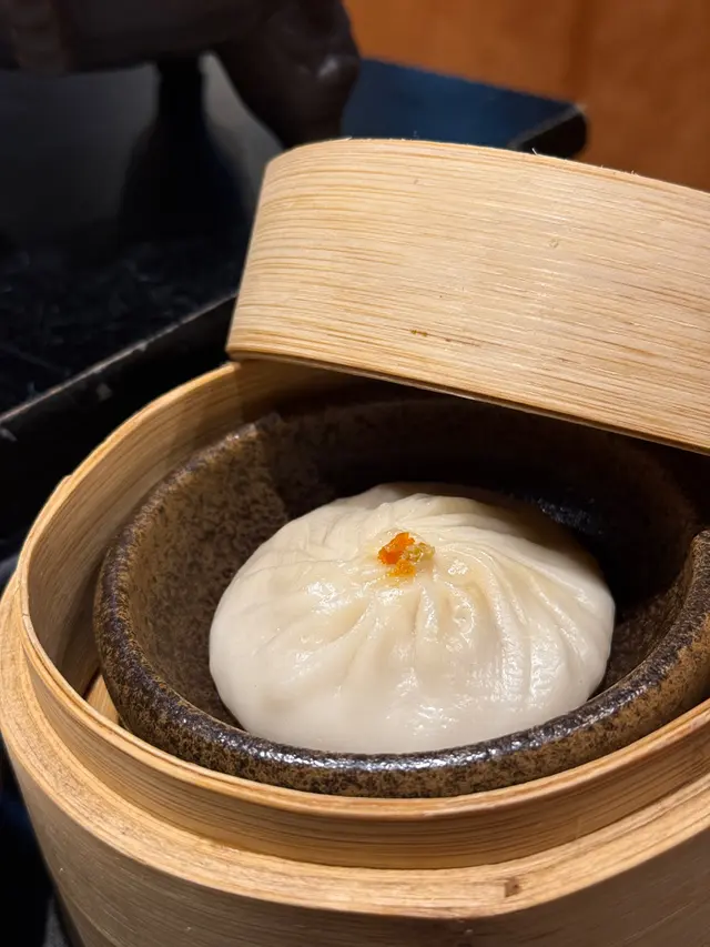 蟹粉大湯包