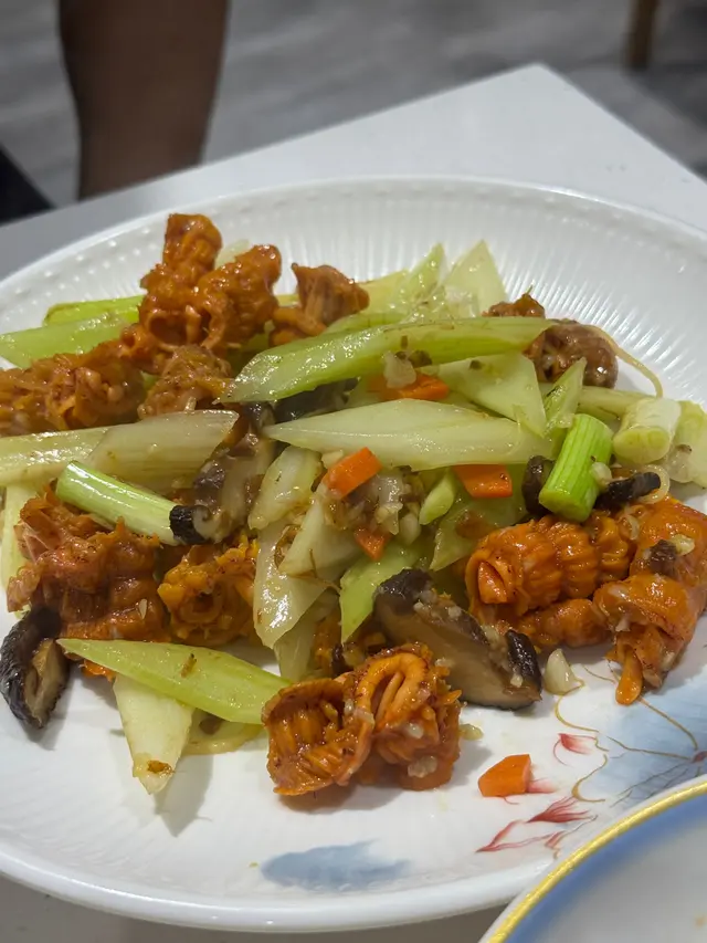 XO醬西芹炒珊瑚蚌