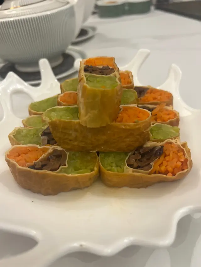 三色素燻鵝
