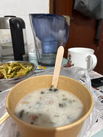 菜干猪骨粥，完全没排骨！最多7分满