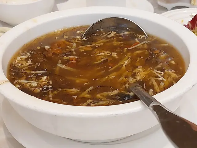 發財榆耳雞絲翅