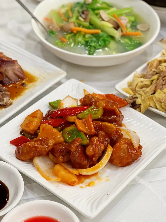 咕嚕黑豚肉