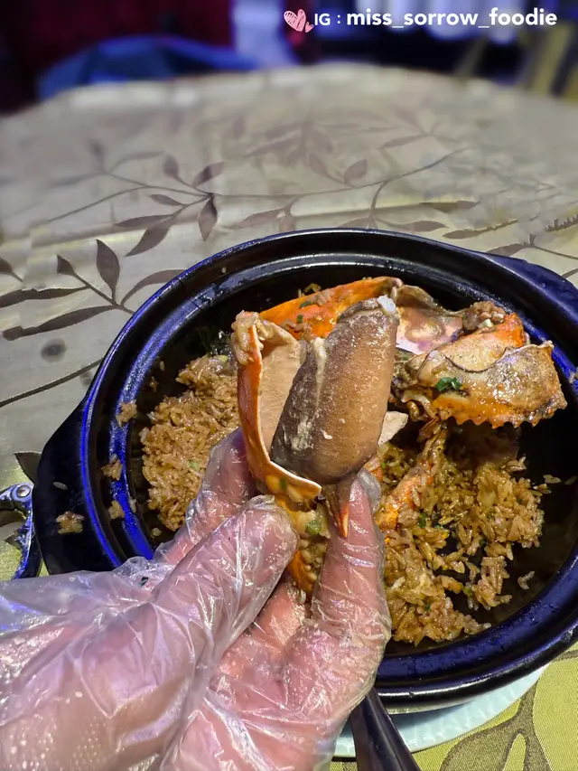 招牌白胡椒蟹炆飯底