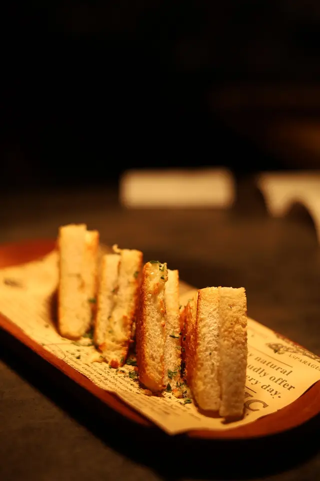 黑松露比基尼三文治