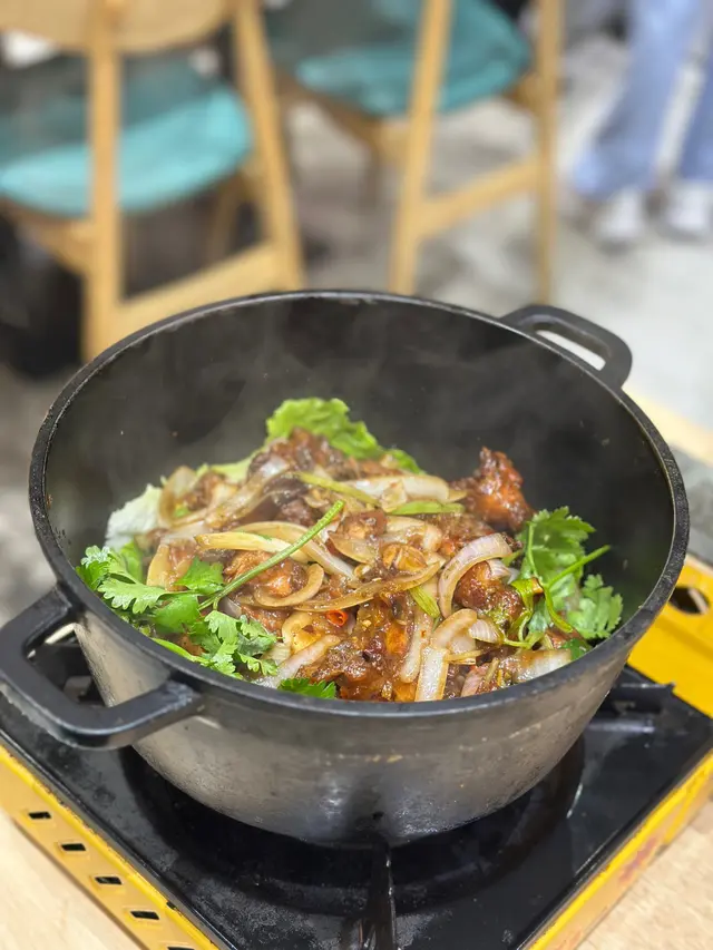 川味麻辣滑雞煲