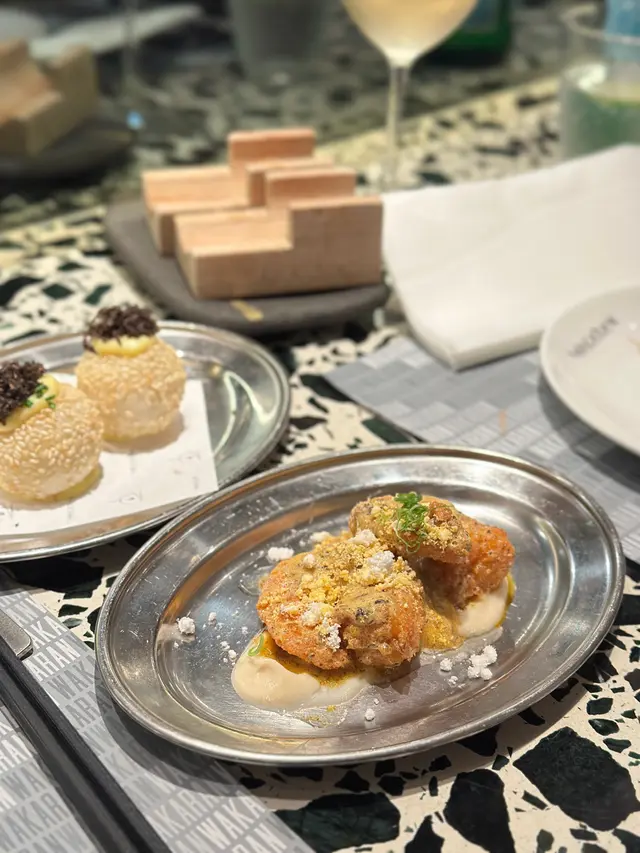Gold Prawn 2pcs ($58)