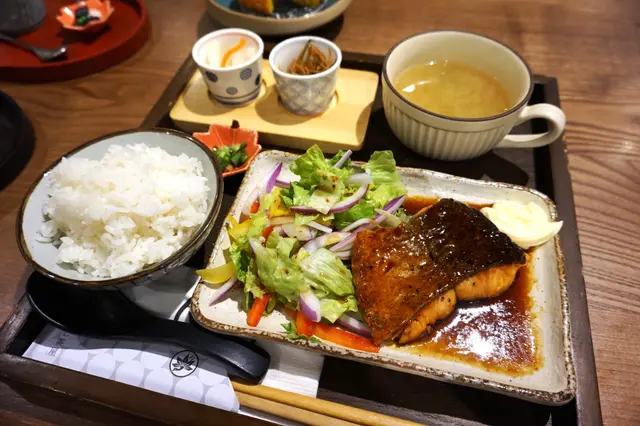 照燒三文魚定食