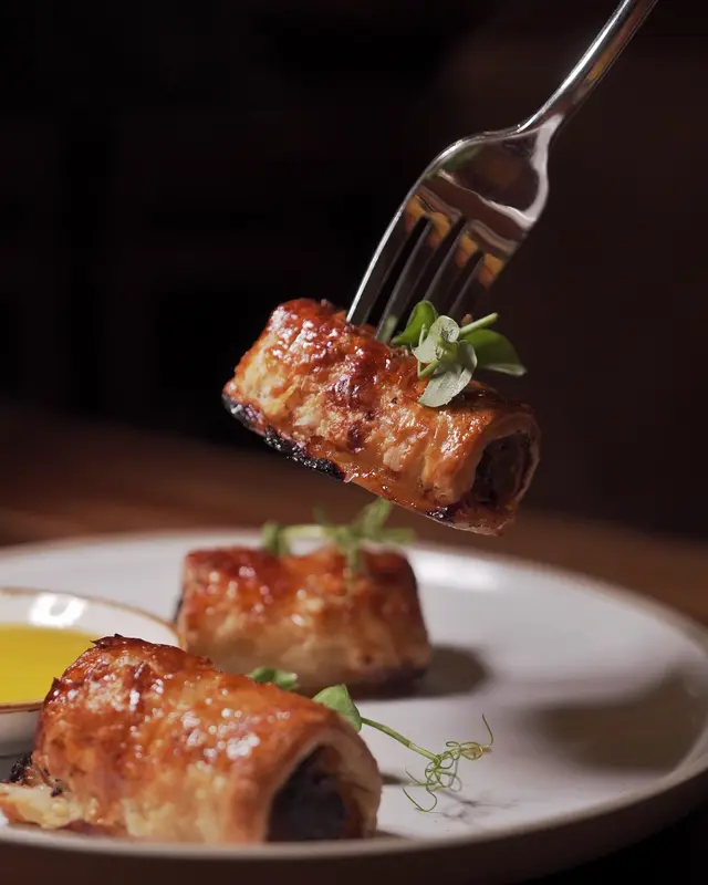 𝘗𝘰𝘳𝘬, 𝘊𝘩𝘦𝘥𝘥𝘢𝘳, 𝘢𝘯𝘥 𝘊𝘩𝘶𝘵𝘯𝘦𝘺 𝘚𝘢𝘶𝘴𝘢𝘨𝘦 𝘙𝘰𝘭𝘭𝘴