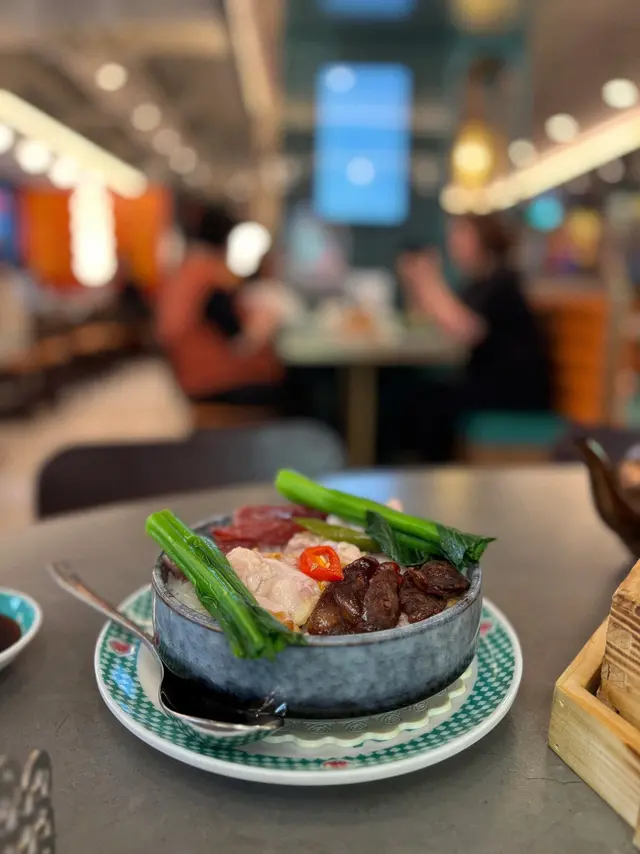 臘腸潤腸蒸鷄飯