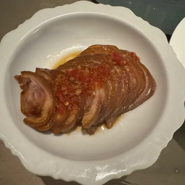 爽口又惹味嘅剁椒鹵燻蹄