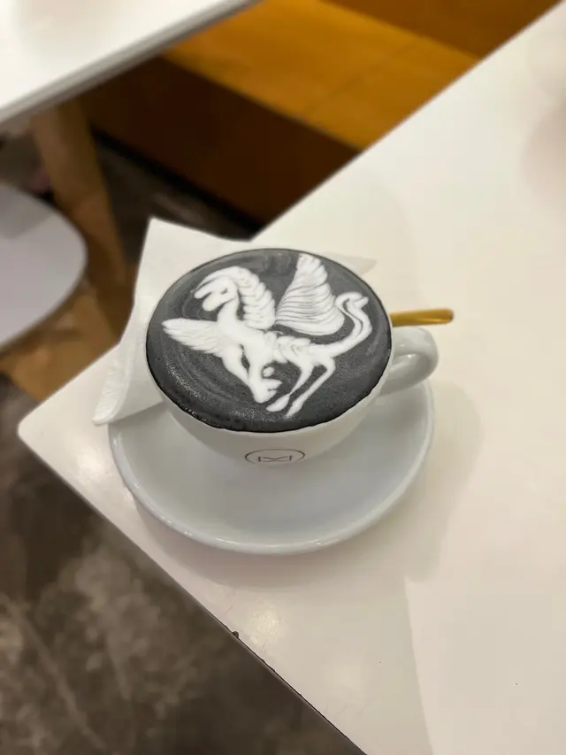 黑芝麻拿鐵