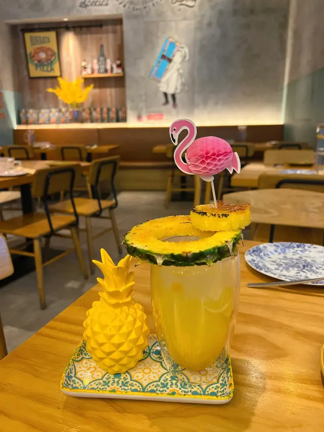 Pineapple Hat