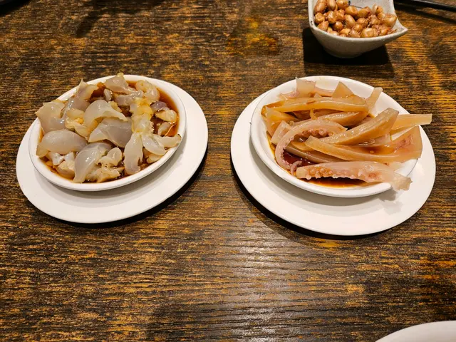 白灼魷魚+海蜇頭