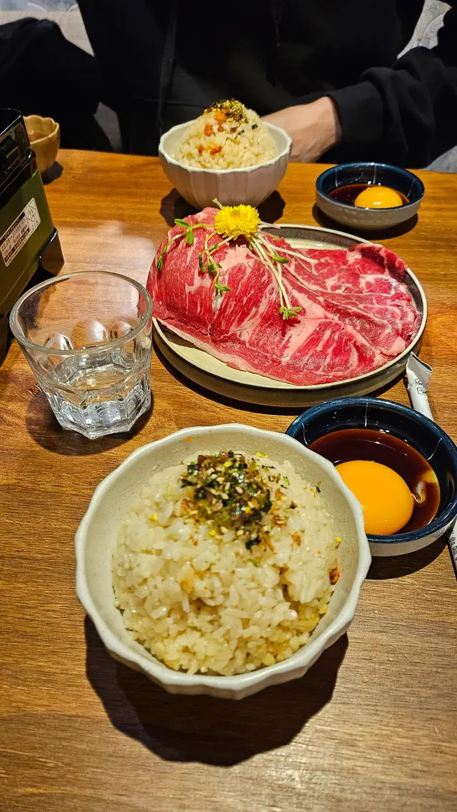 壽喜燒日本牛肉湯鍋