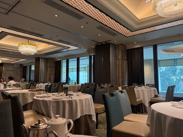 酒店中餐係靚既,好闊落