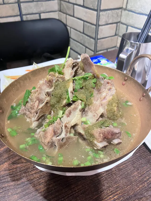 有毛髮喺個汁入面，衛生麻麻