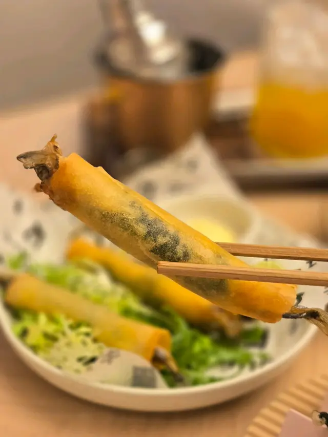 炸紫蘇多春魚卷 配日式蛋黃醬