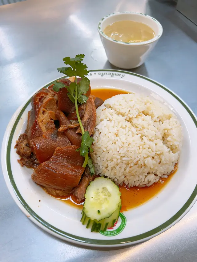 泰式豬手飯