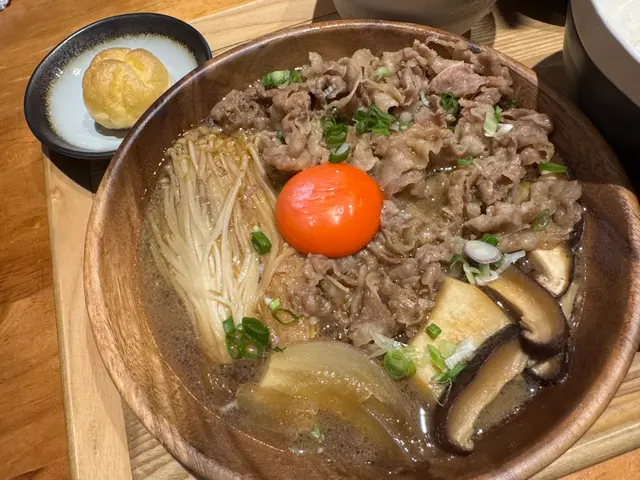 牛肉壽喜燒