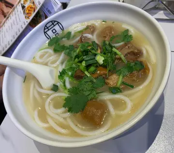 羊腩粉