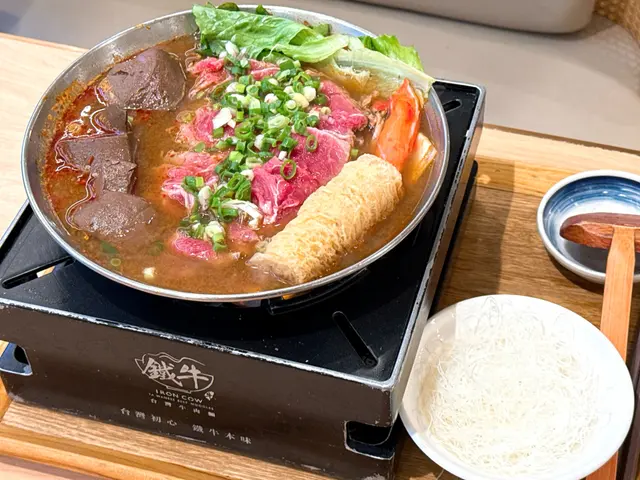 台灣本味麻辣鴨血鍋